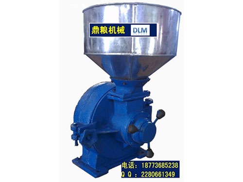 30型磨片式粉碎機(jī)、磨粉機(jī)磨粉機(jī)，磨片式，產(chǎn)量達(dá)1000公斤時(shí),粗細(xì)可調(diào)