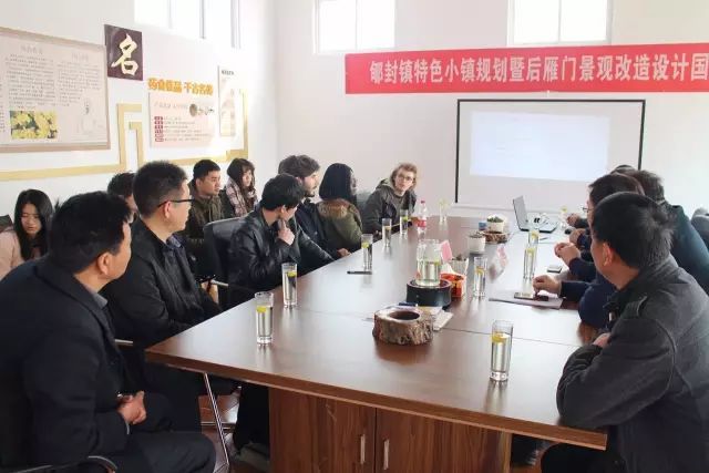 一批批參觀團(tuán)為何頻頻到云臺(tái)冰菊基地參觀？